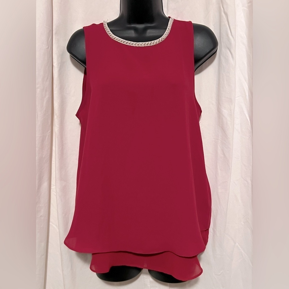 Women's Top Violet & Claire Round Neck Sleeveless Burgundy Pearls‎ @ Neckline XL